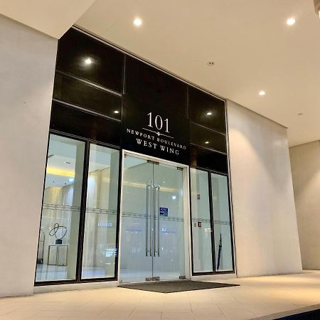 Chillax Studio 101 Newport Boulevard Manila Exterior photo
