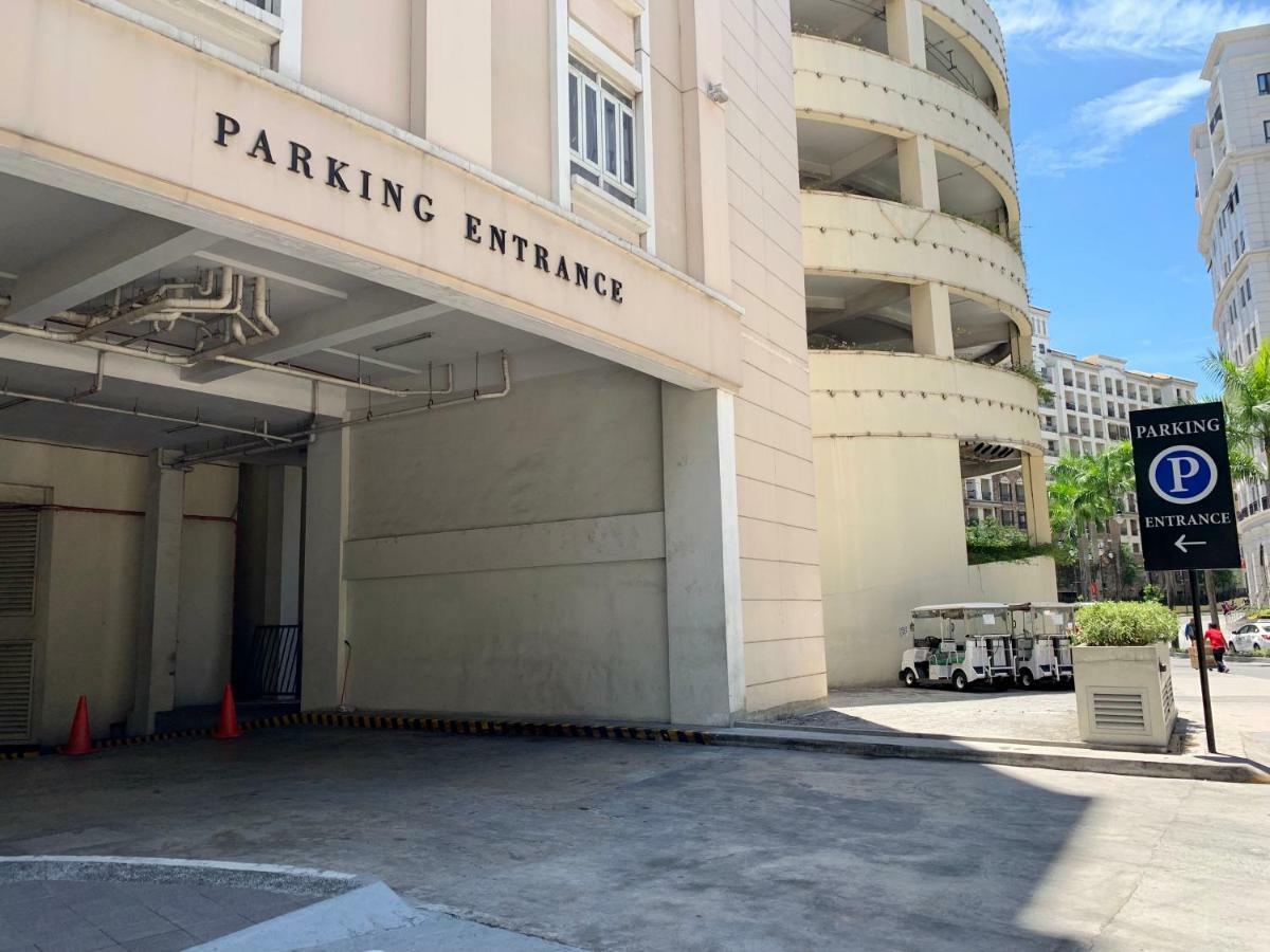 Chillax Studio 101 Newport Boulevard Manila Exterior photo