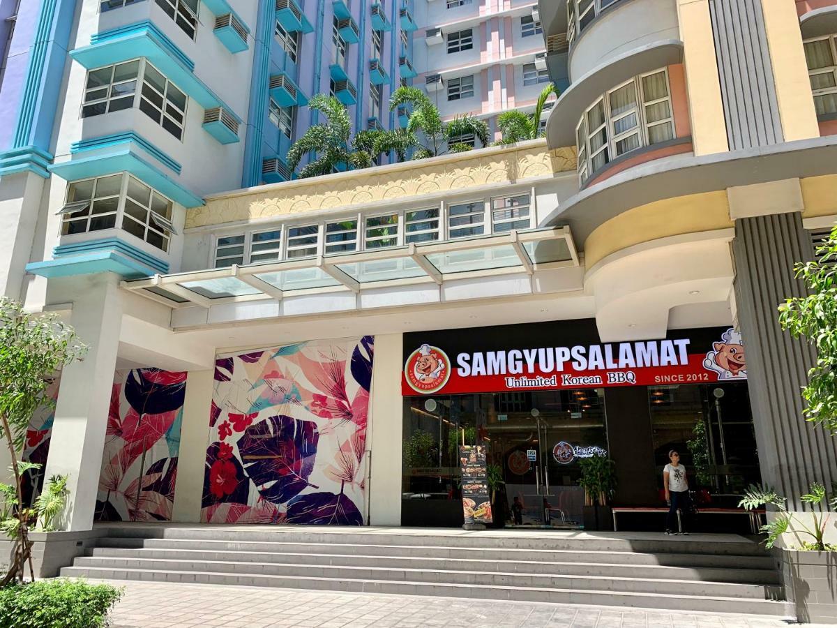 Chillax Studio 101 Newport Boulevard Manila Exterior photo
